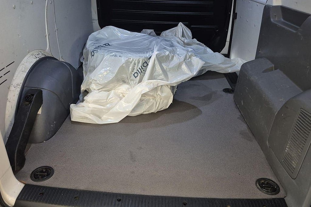 Vehicle Image 18