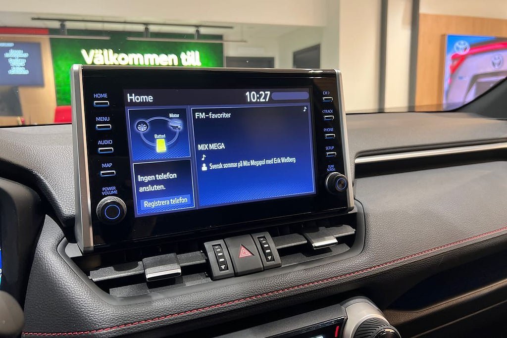 Vehicle Image 15