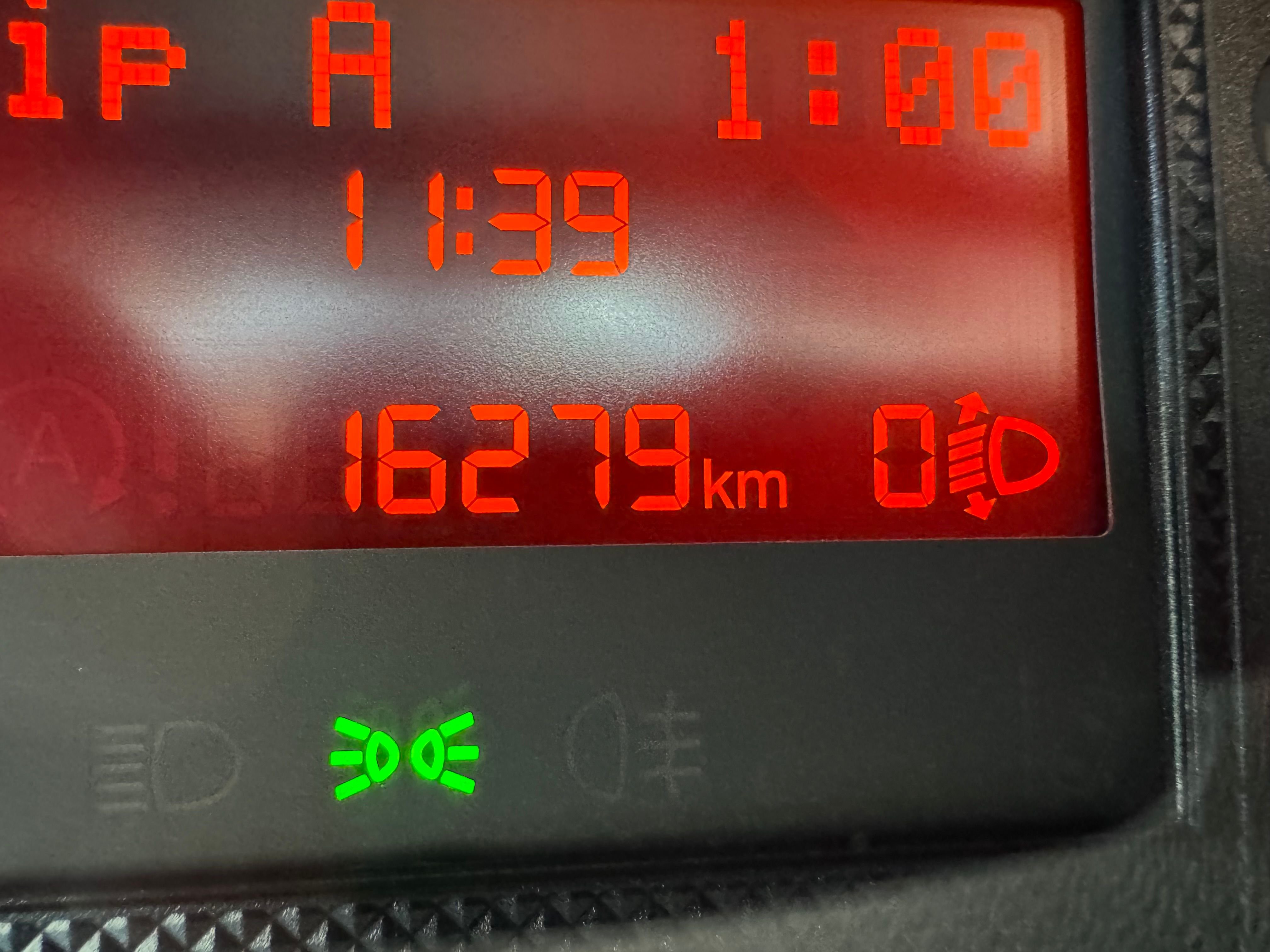 Vehicle Image 21