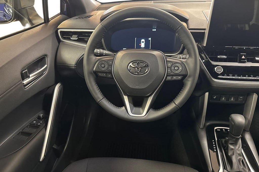 Vehicle Image 11