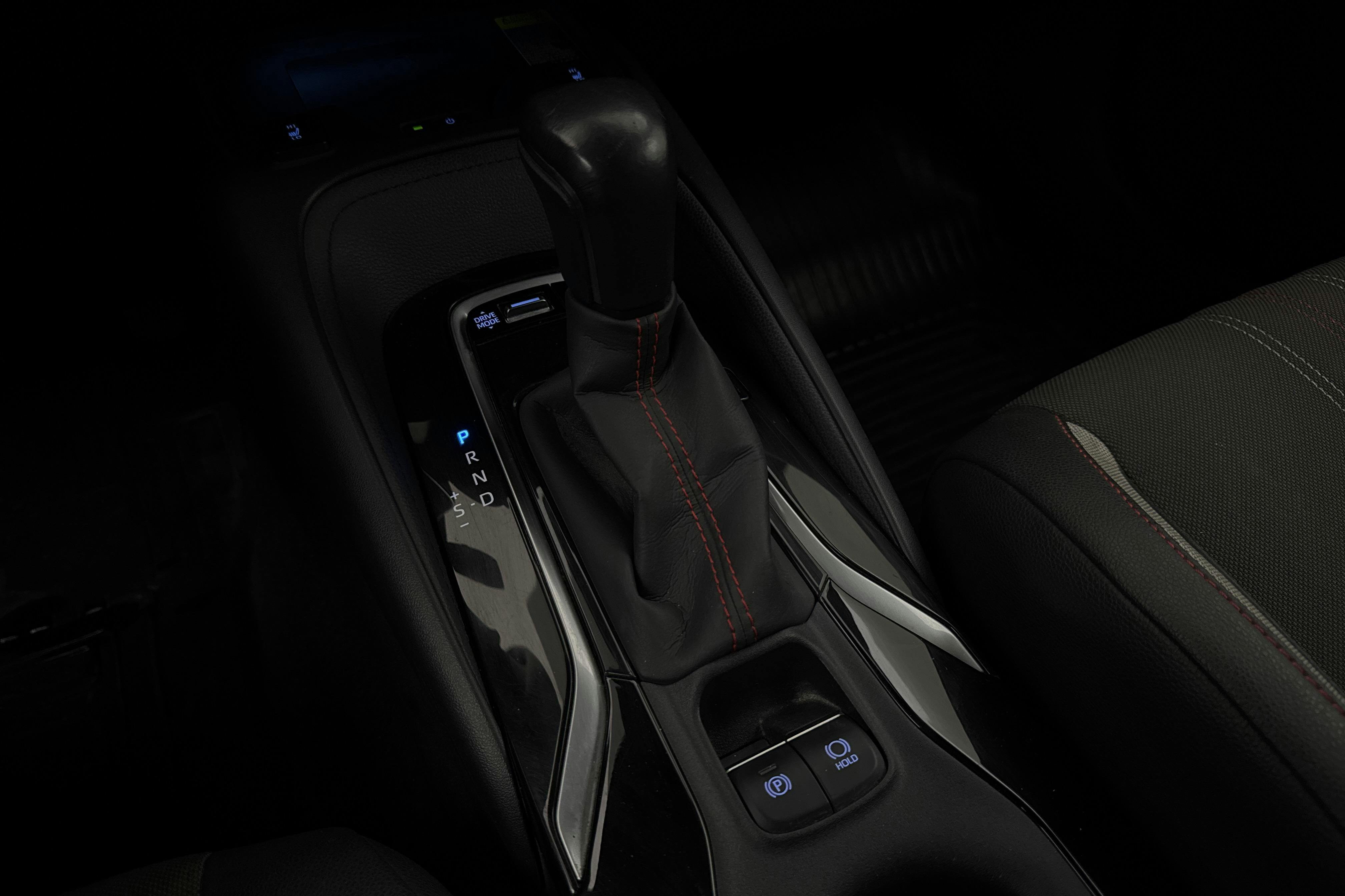 Vehicle Image 15