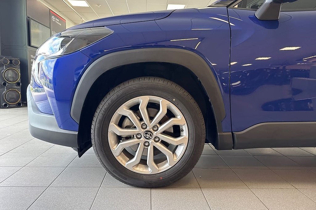 Vehicle Image 17