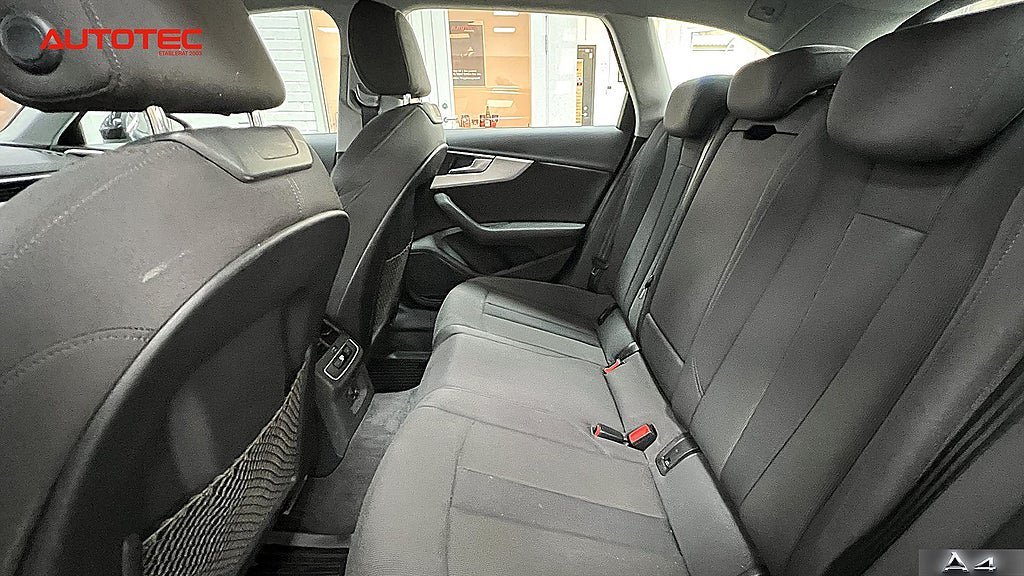 Vehicle Image 22
