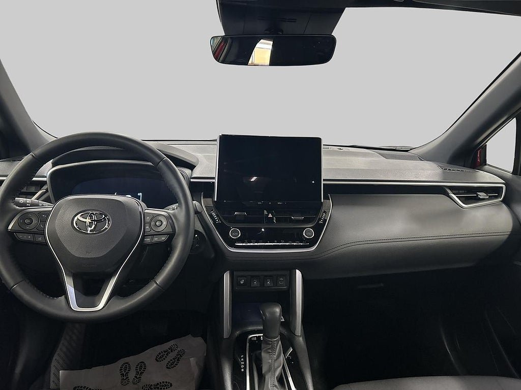 Vehicle Image 12