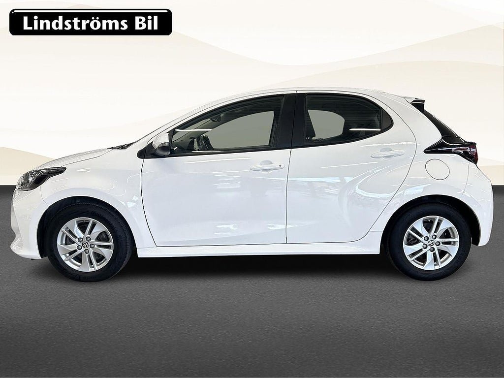 Vehicle Image 6