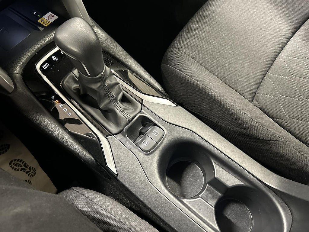 Vehicle Image 18