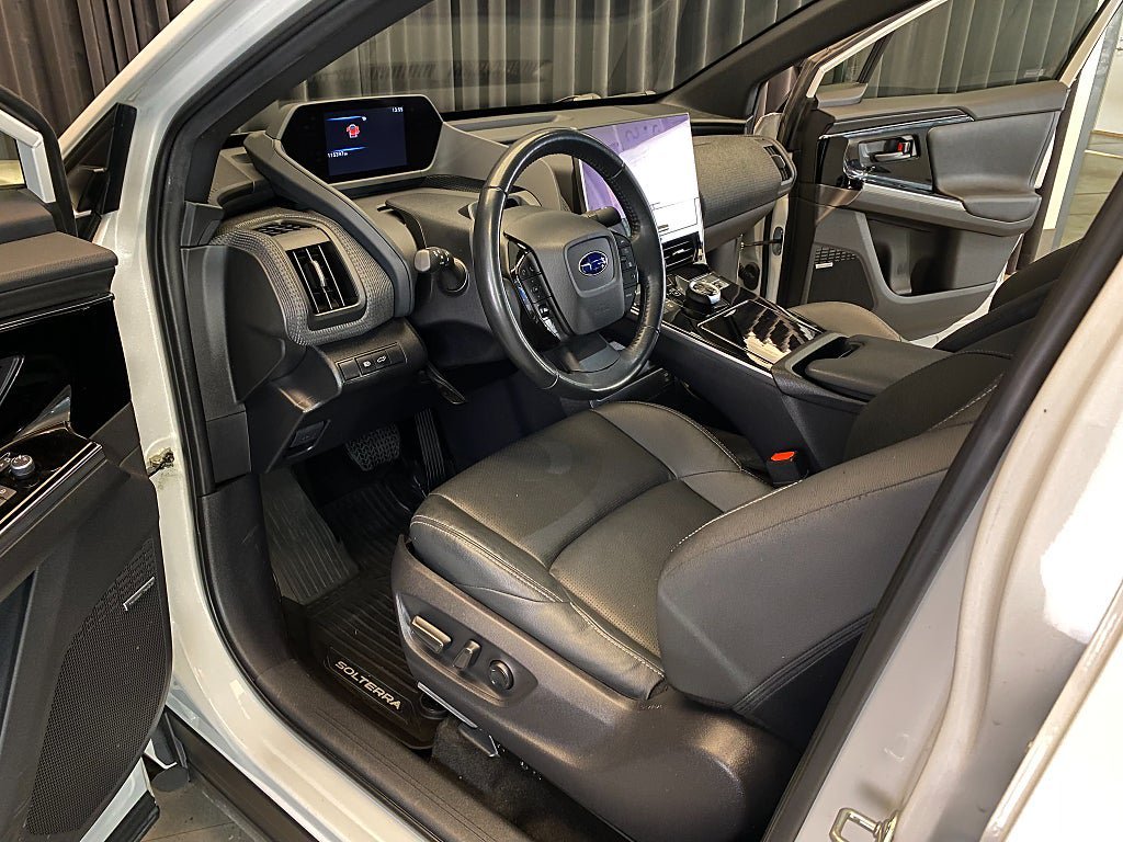 Vehicle Image 31