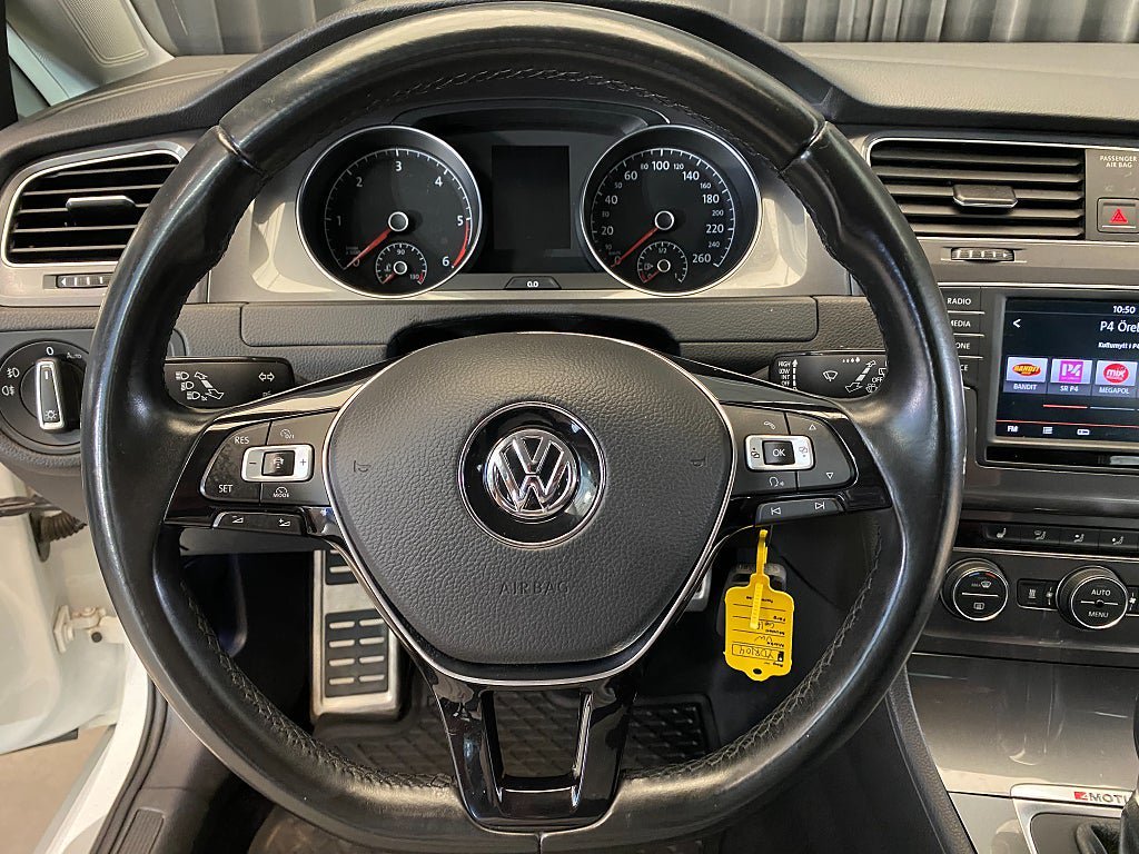 Vehicle Image 32