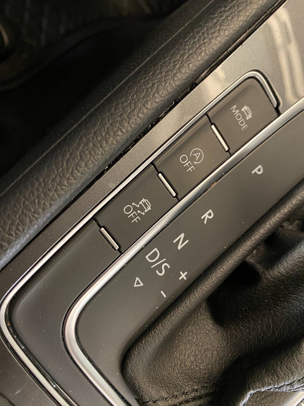 Vehicle Image 38