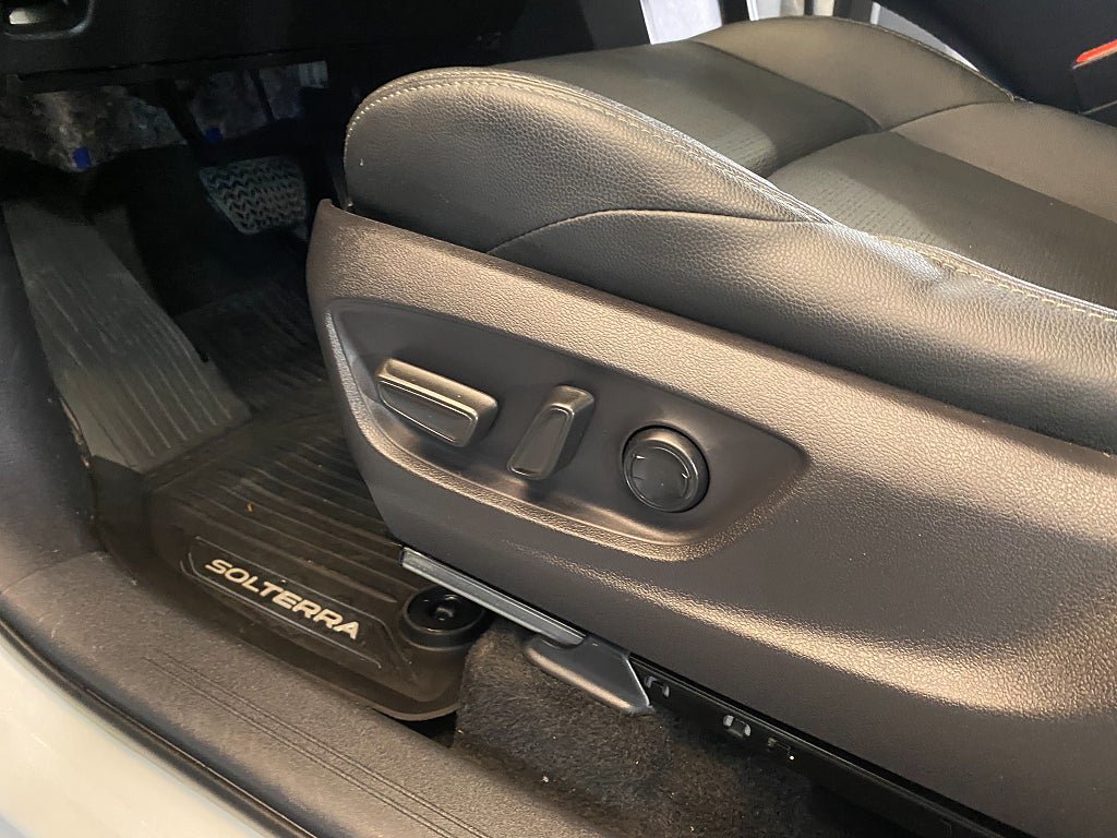 Vehicle Image 45