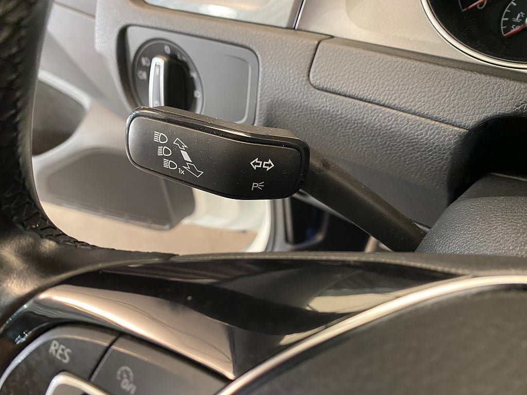 Vehicle Image 45