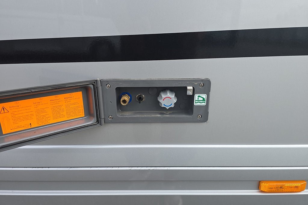 Vehicle Image 32