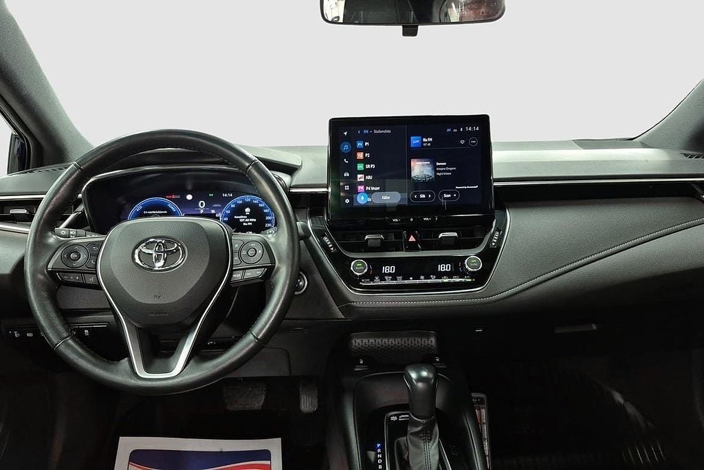 Vehicle Image 9