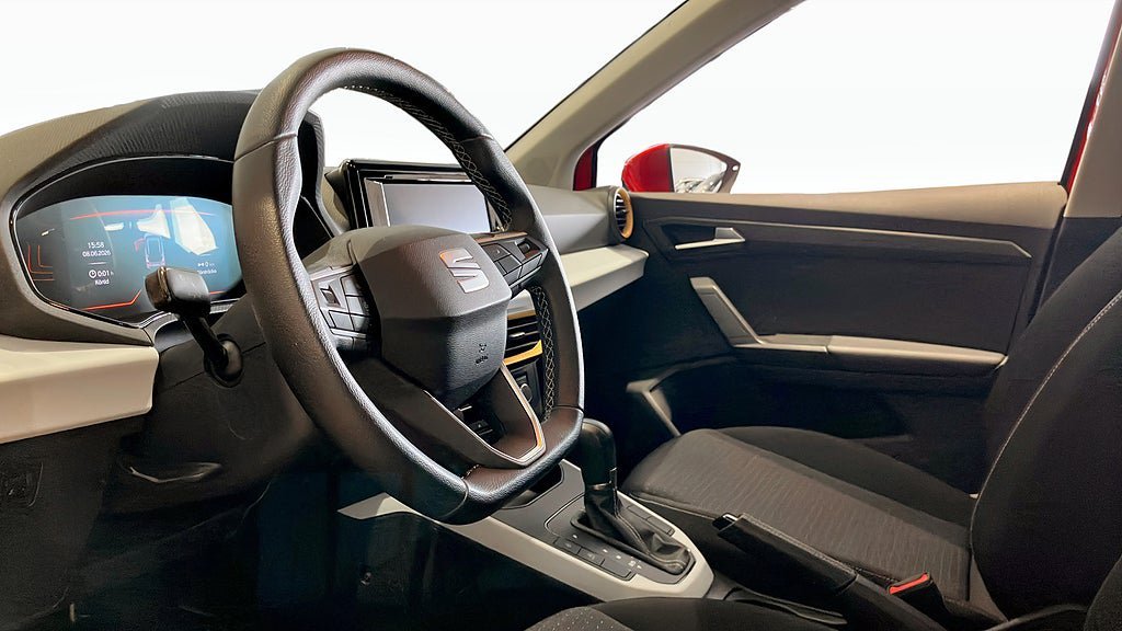 Vehicle Image 7