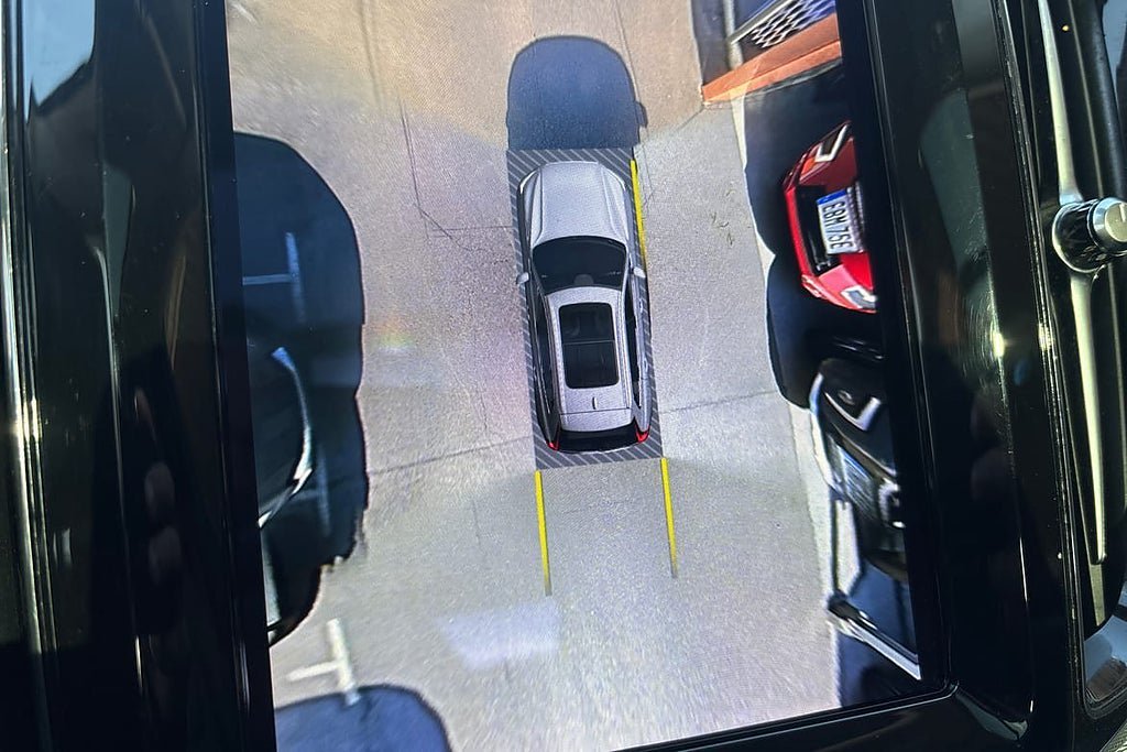 Vehicle Image 17