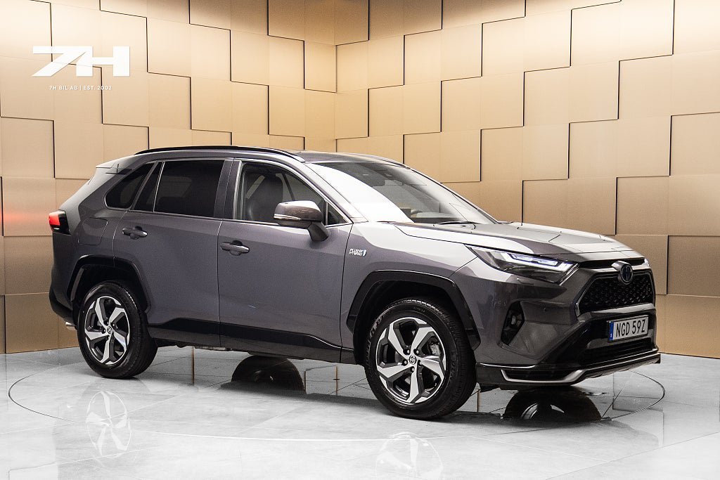 Vehicle Image 7