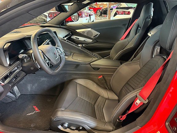 Vehicle Image 18