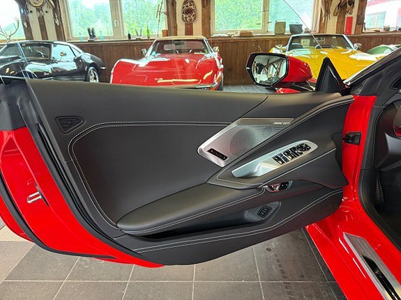 Vehicle Image 20