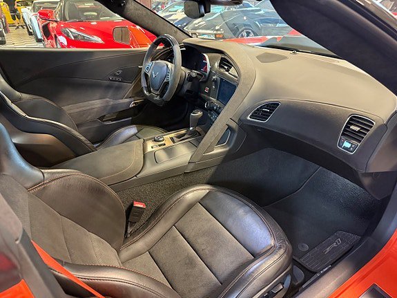 Vehicle Image 28