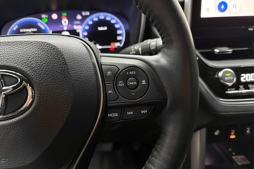 Vehicle Image 13