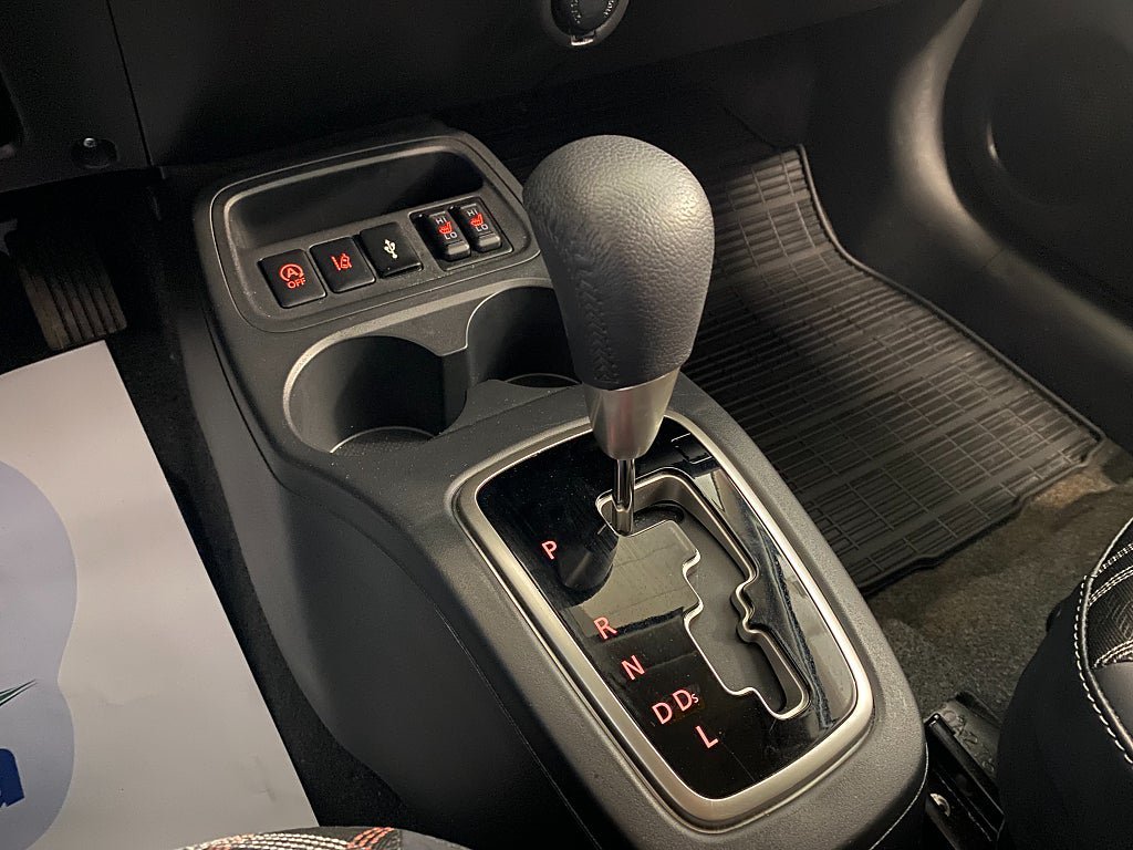 Vehicle Image 15