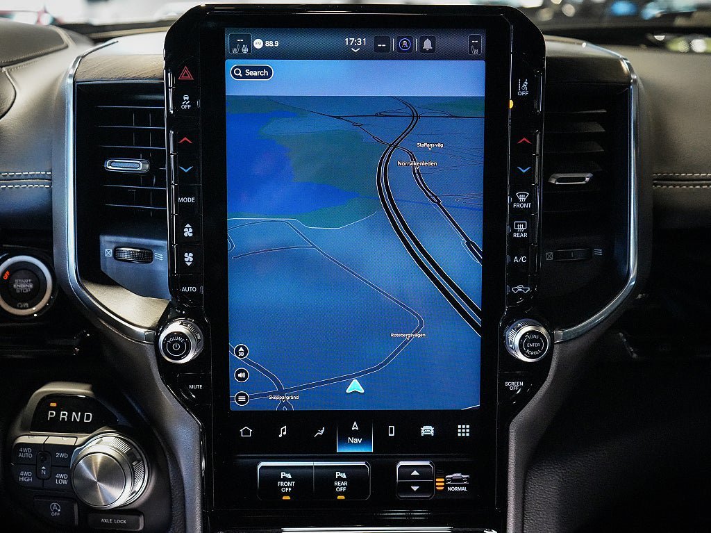 Vehicle Image 19