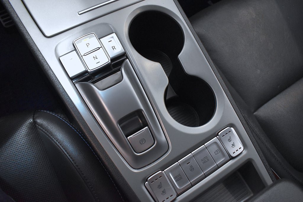 Vehicle Image 14