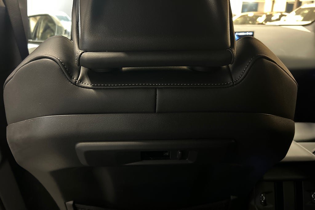Vehicle Image 20