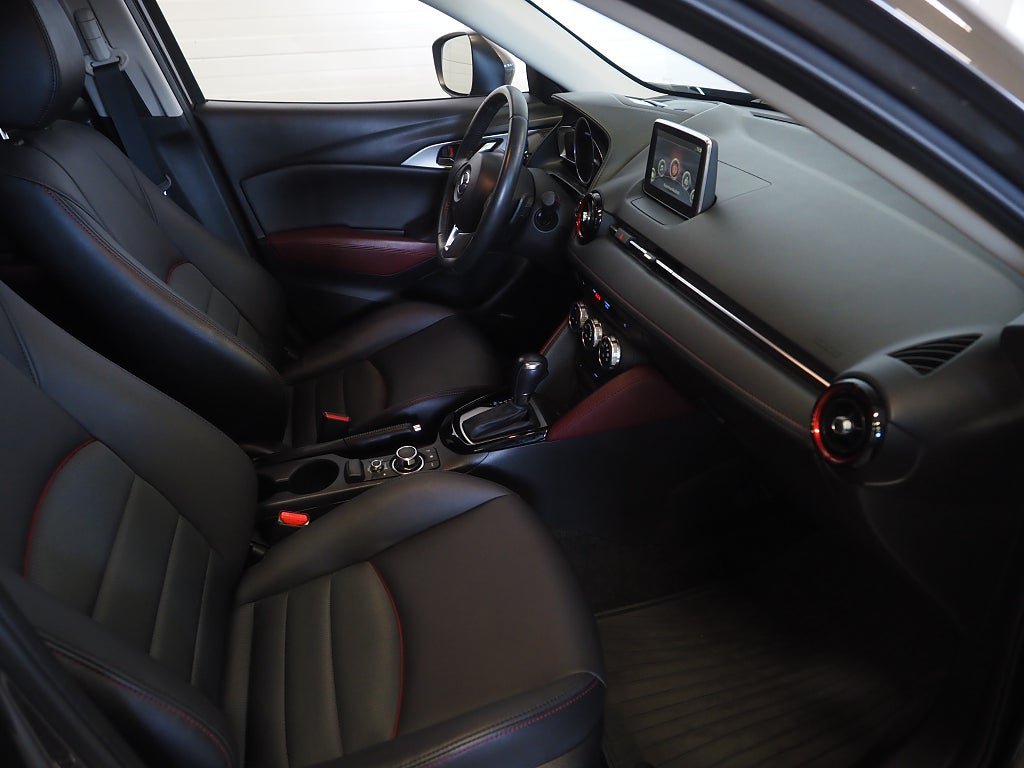 Vehicle Image 10