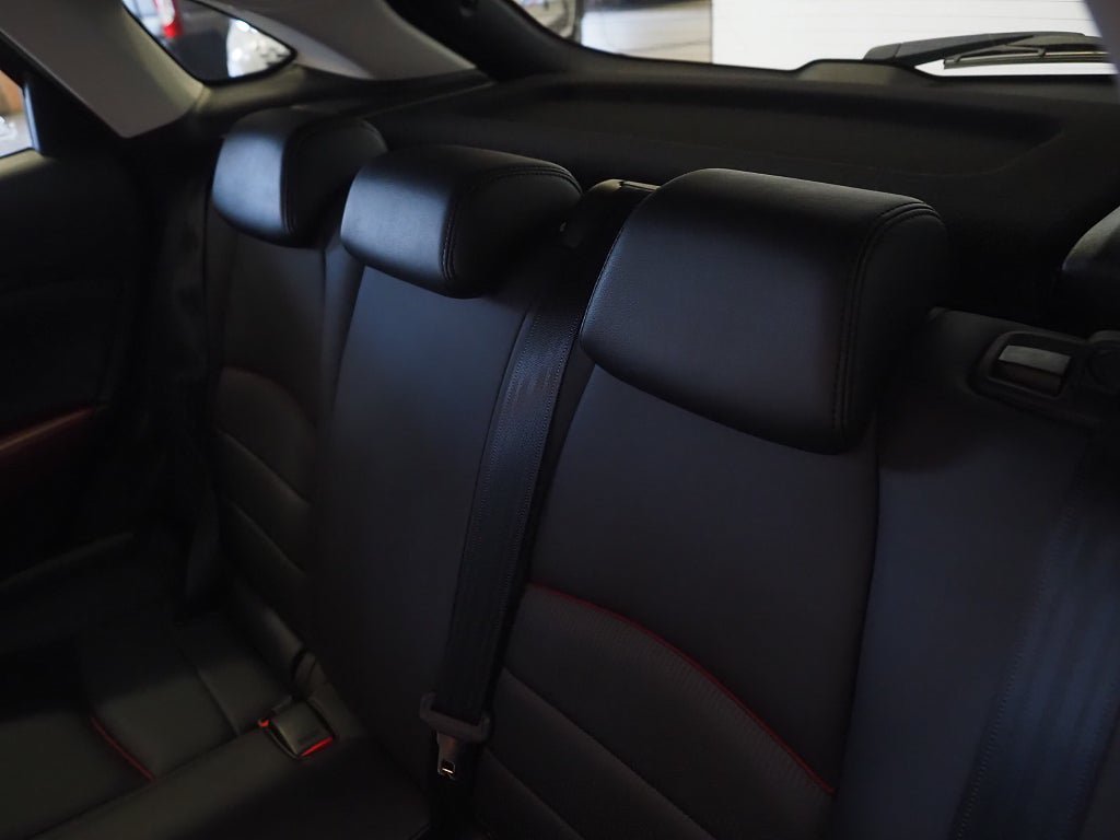 Vehicle Image 15