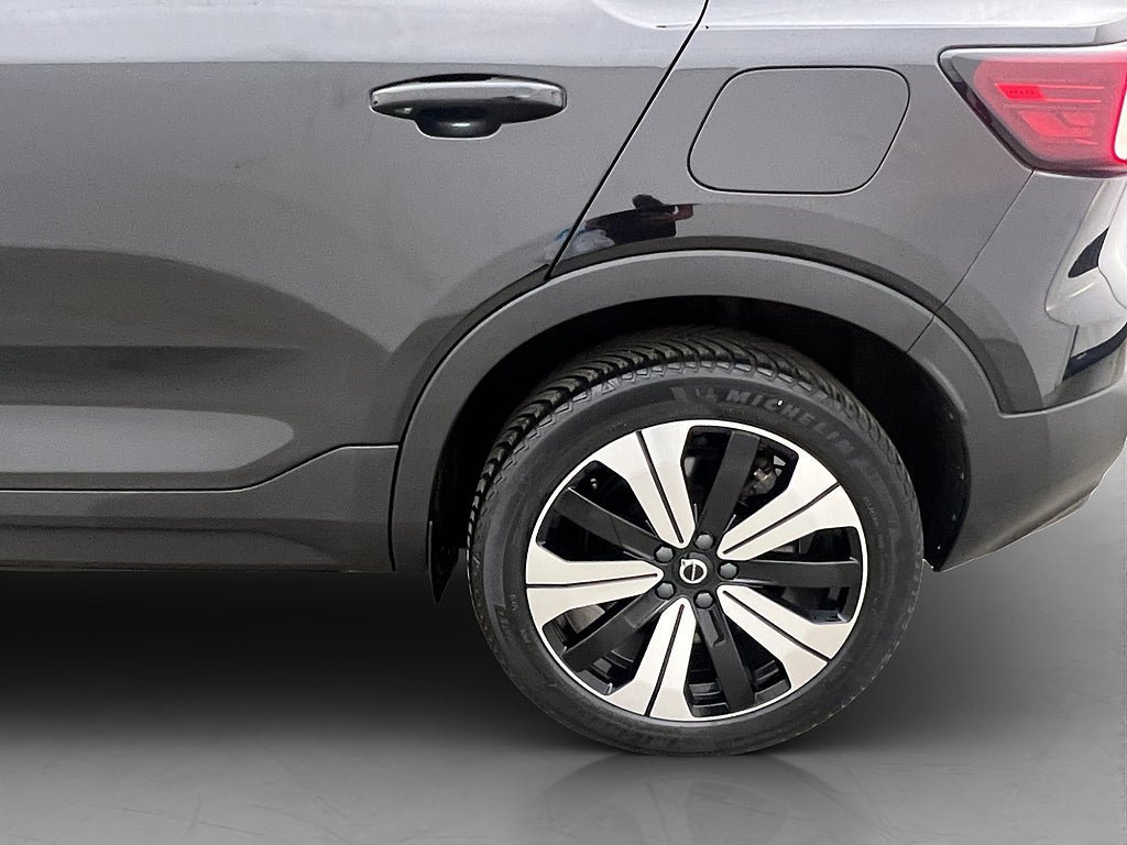Vehicle Image 36