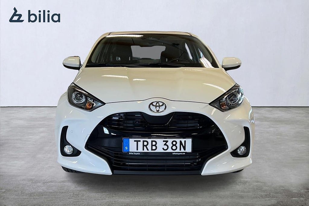 Vehicle Image 6