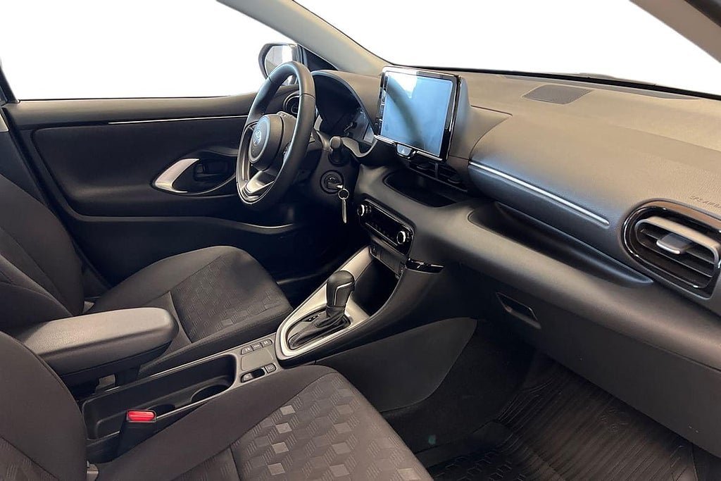 Vehicle Image 7