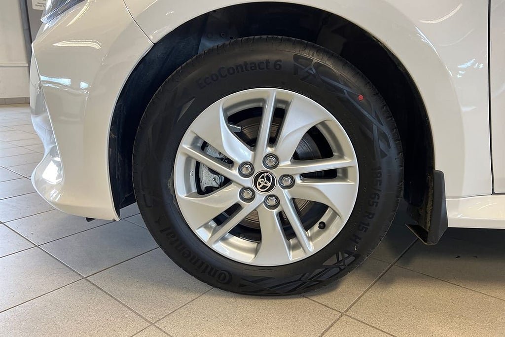 Vehicle Image 17