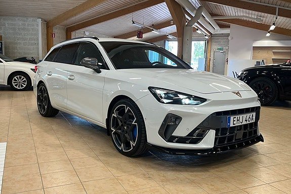 Vehicle Image 26