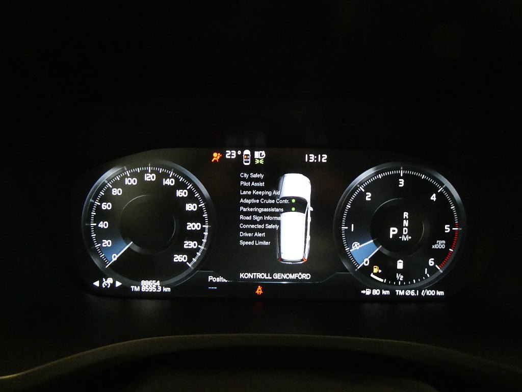 Vehicle Image 13