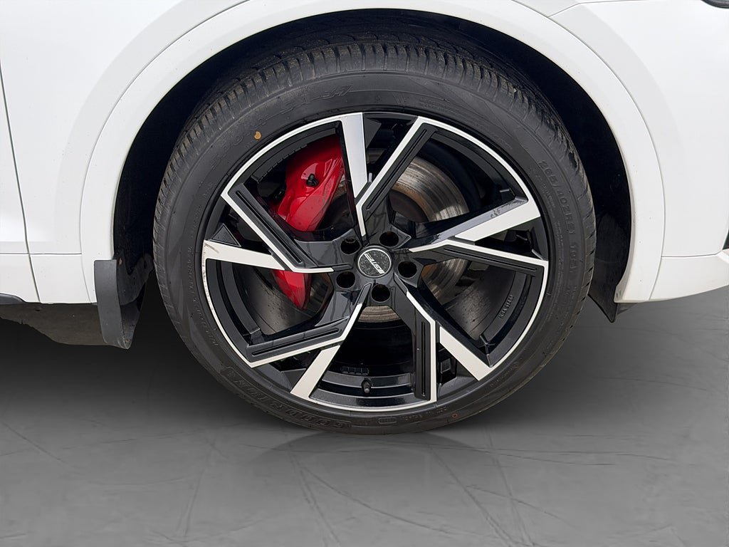 Vehicle Image 35