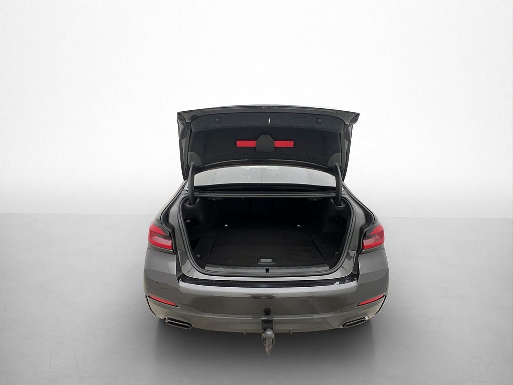 Vehicle Image 35