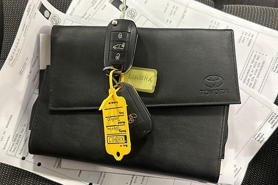 Vehicle Image 20
