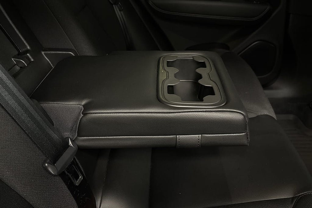 Vehicle Image 18