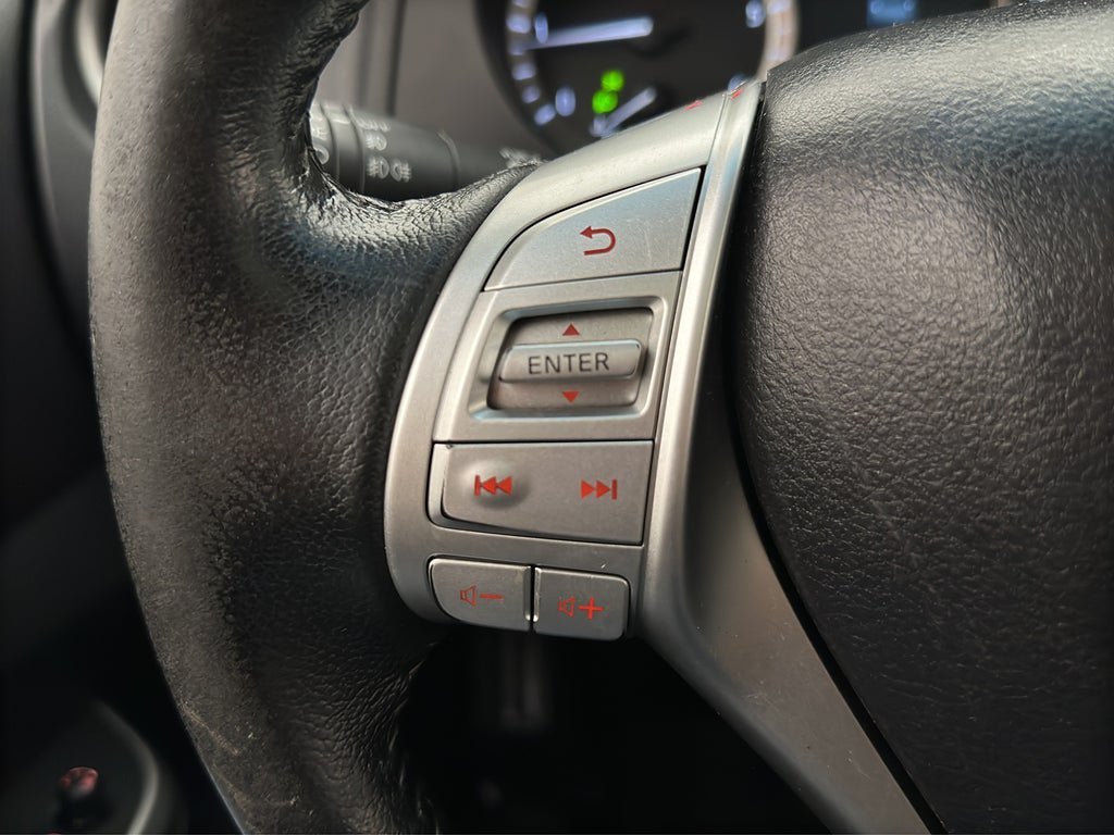 Vehicle Image 17