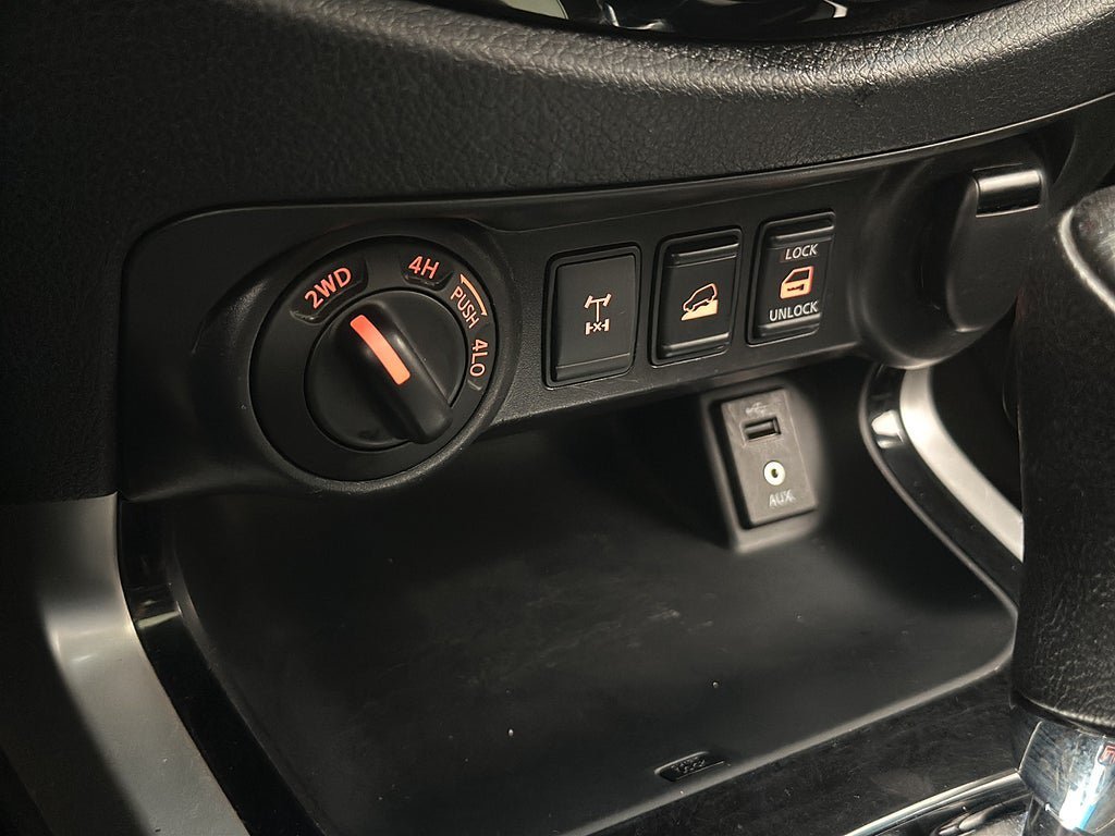 Vehicle Image 23