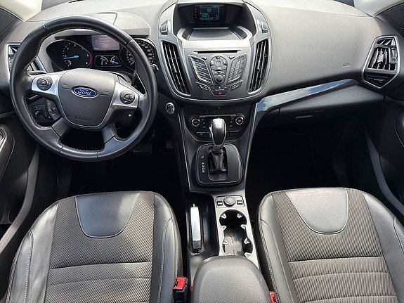 Vehicle Image 17