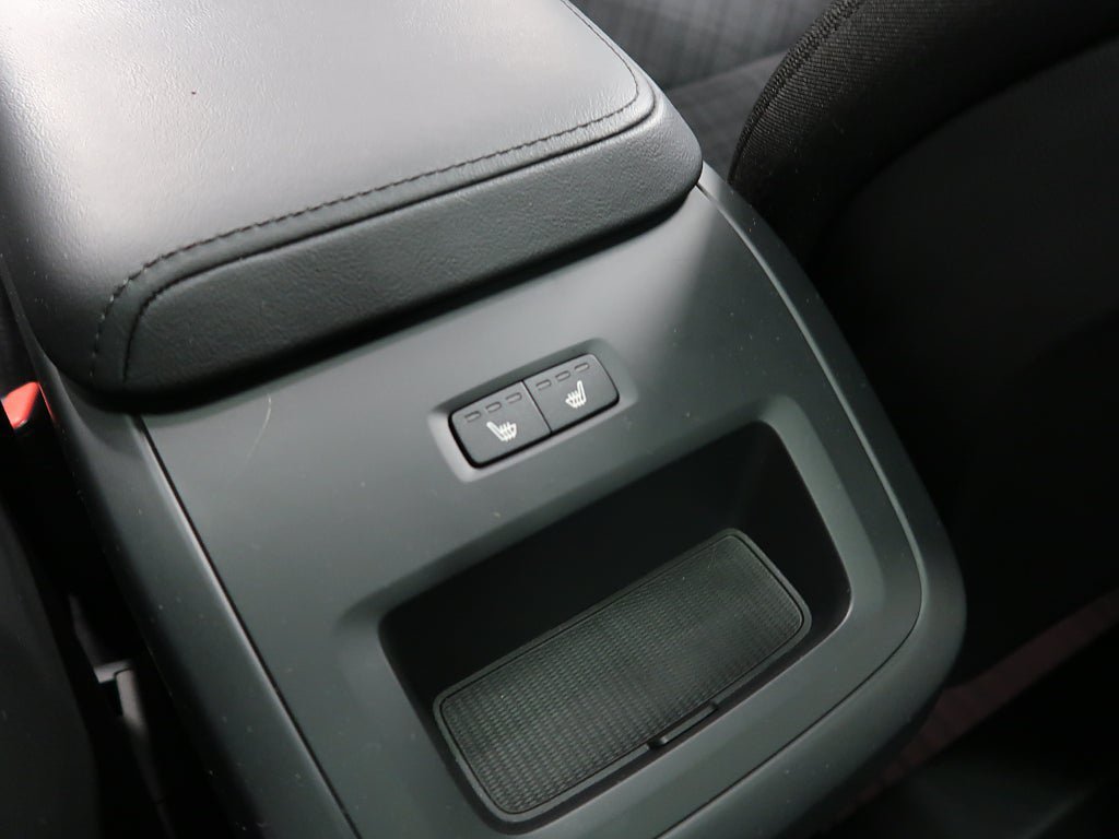Vehicle Image 34