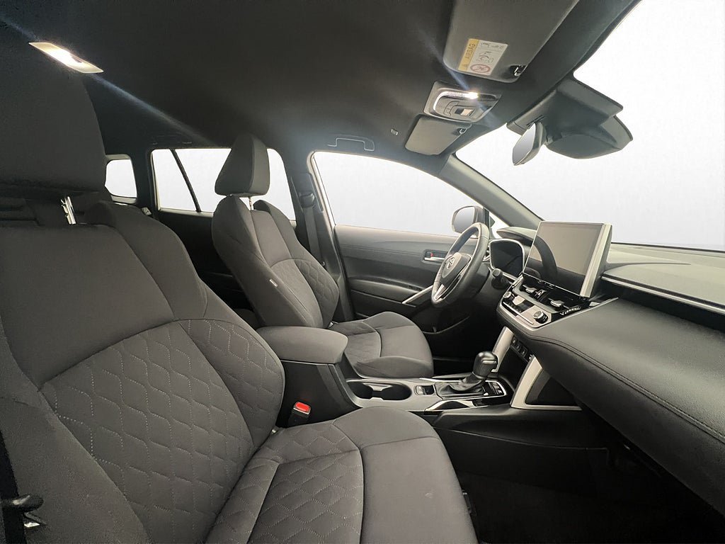 Vehicle Image 10
