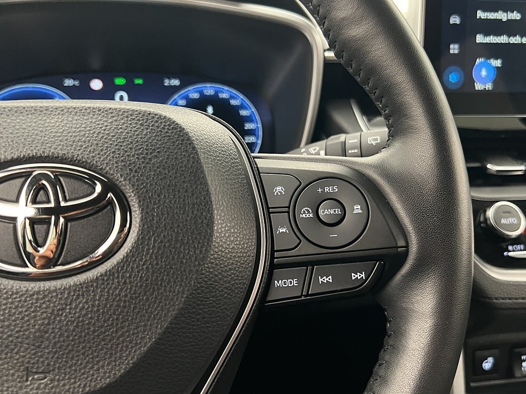 Vehicle Image 18