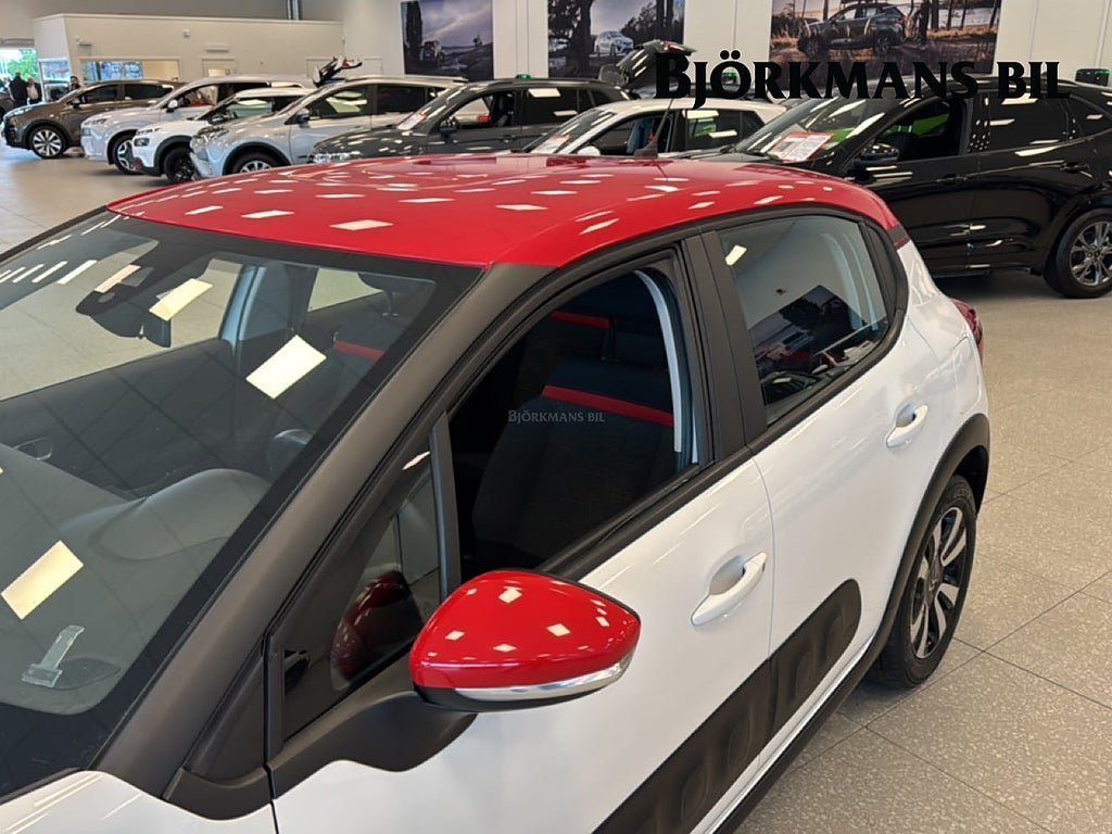 Vehicle Image 21