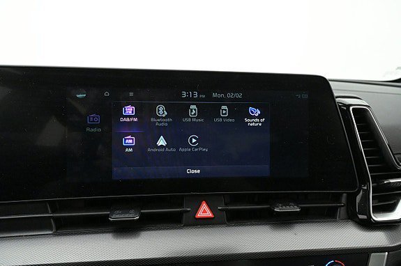 Vehicle Image 14
