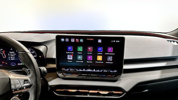 Vehicle Image 9