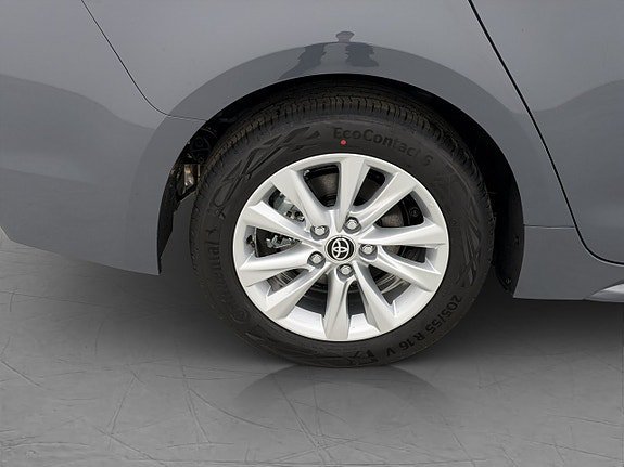 Vehicle Image 31